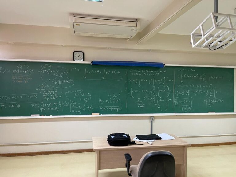 Blackboard classes are rare today!!!!